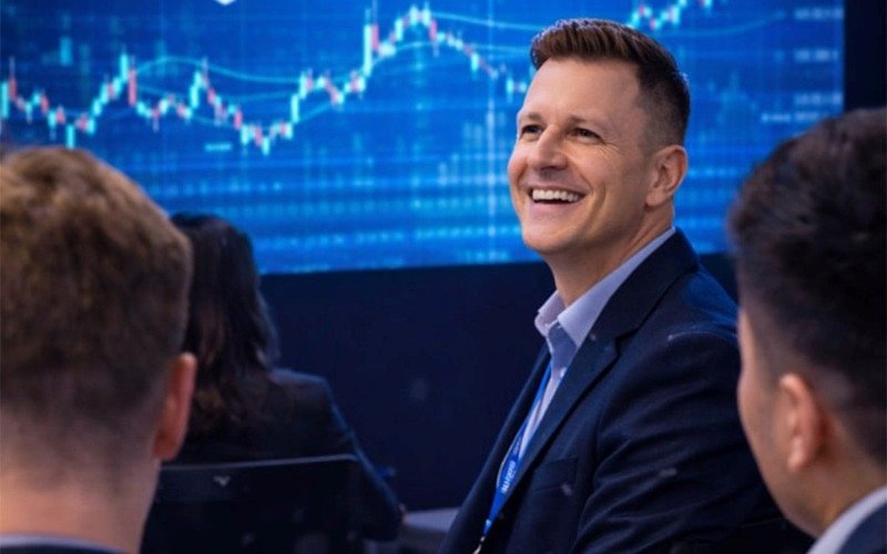 David Whitcombe, Senior Analyst at LINK FOREX, Emphasizes Commitment to Transparent Stock Analysis and Verifiable Trading - PRWireNOW.com