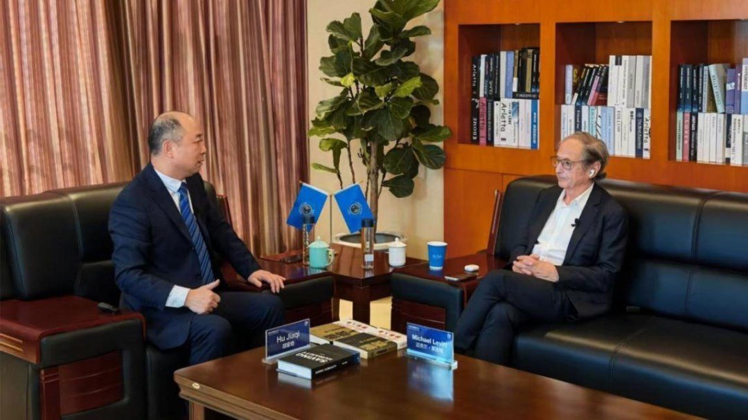 Technology and the Future of Humanity Hu Jiaqi in Dialogue with Nobel Laureate Michael Levitt
