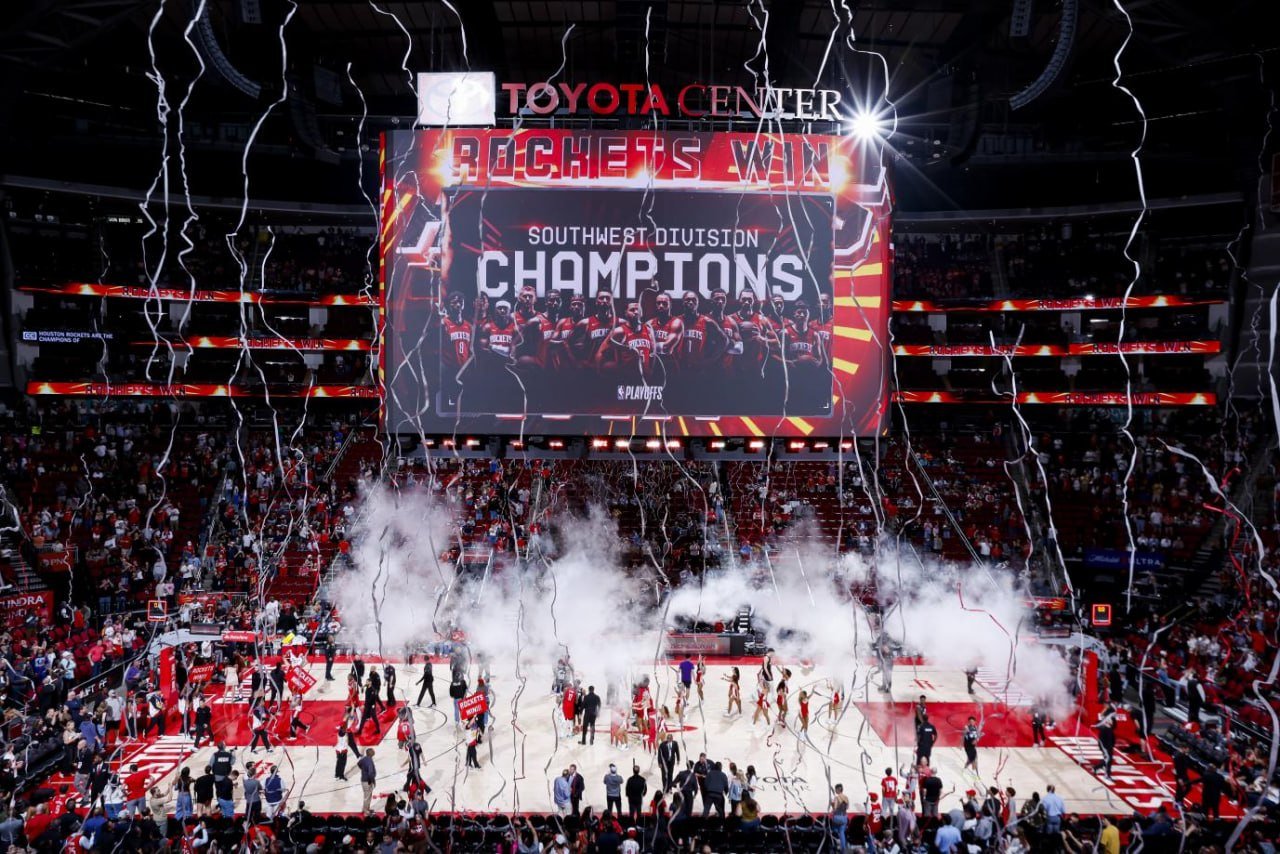 WeTrade and Houston Rockets Lift Off with Multi-Year Global Partnership